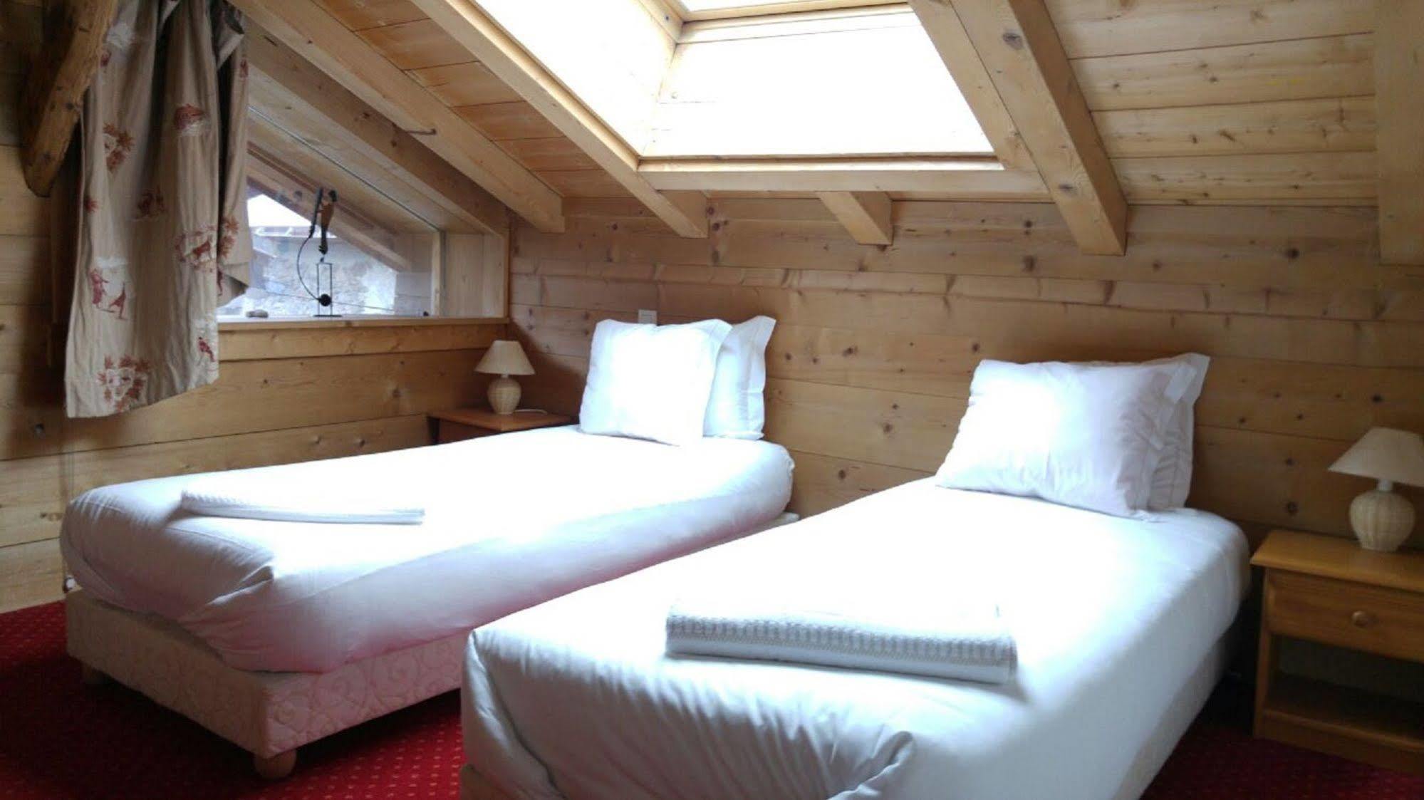 Chalet Pele - Alpes Travel - Central Chamonix - Sleeps 11 Eksteriør billede